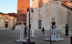 Art Hotel Pietrasanta