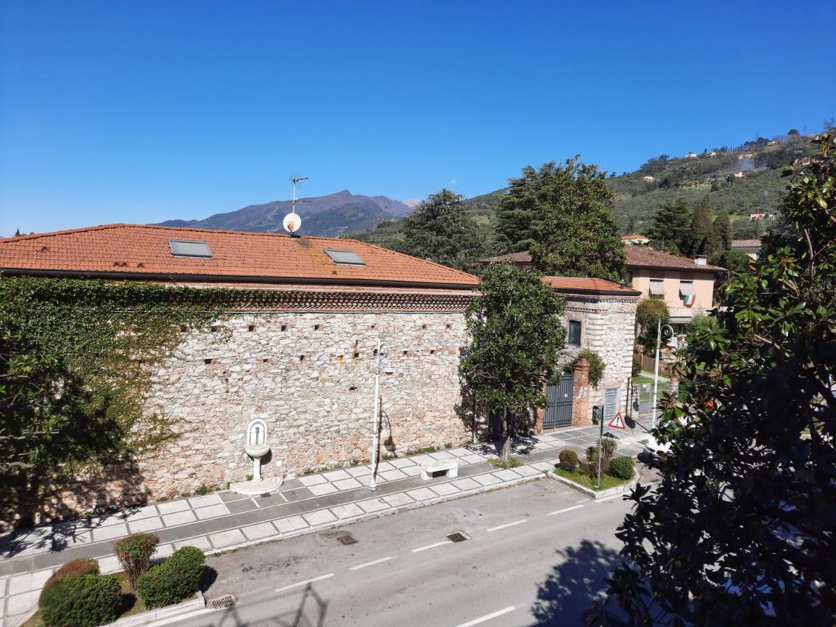Art Hotel Pietrasanta Esterno foto