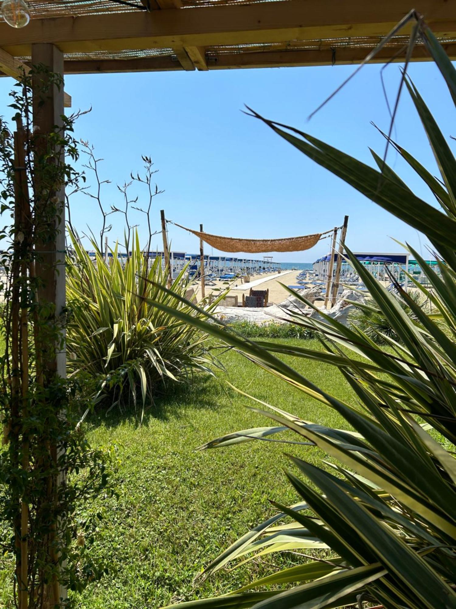 Art Hotel Pietrasanta Esterno foto