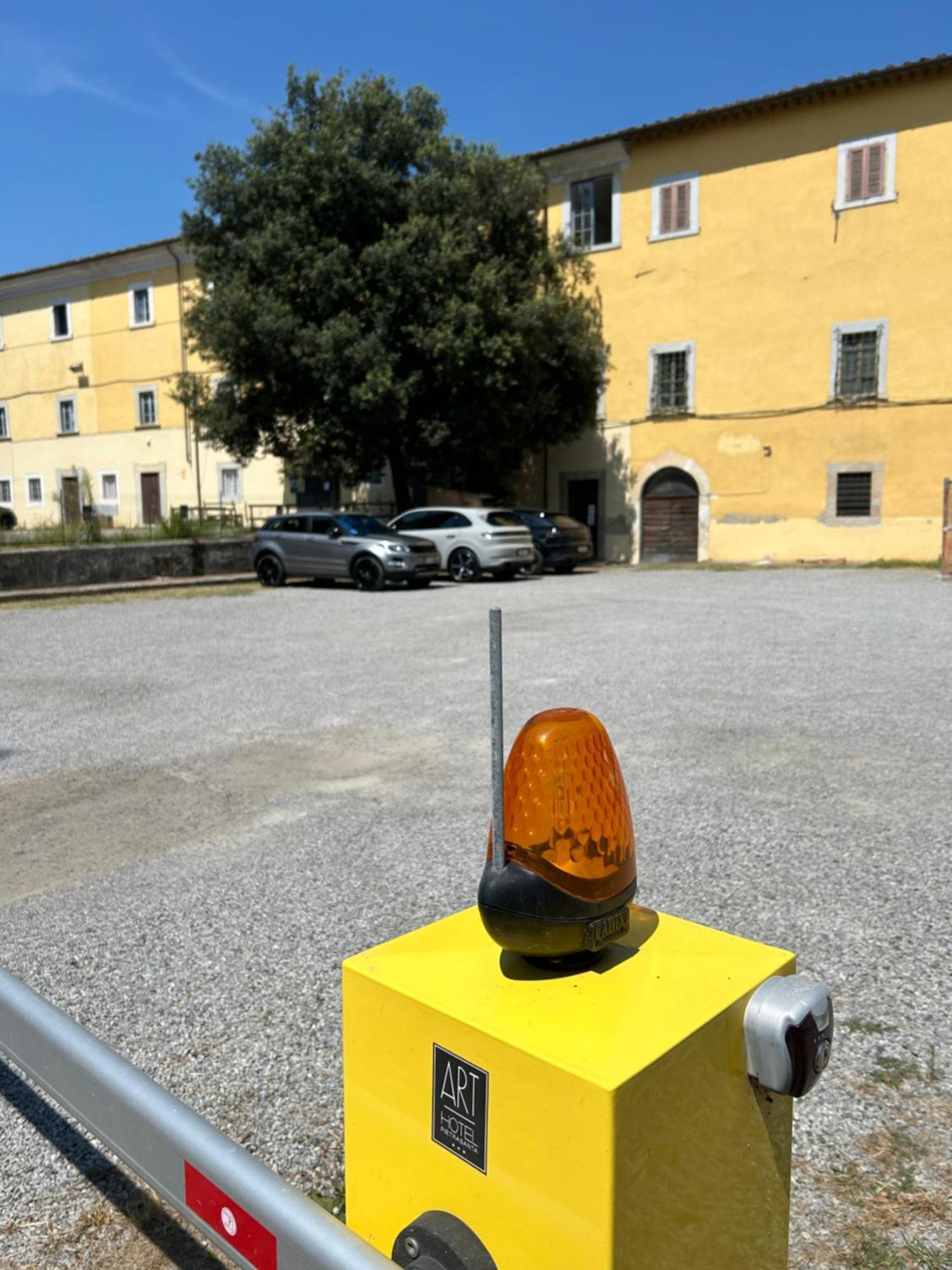Art Hotel Pietrasanta Esterno foto