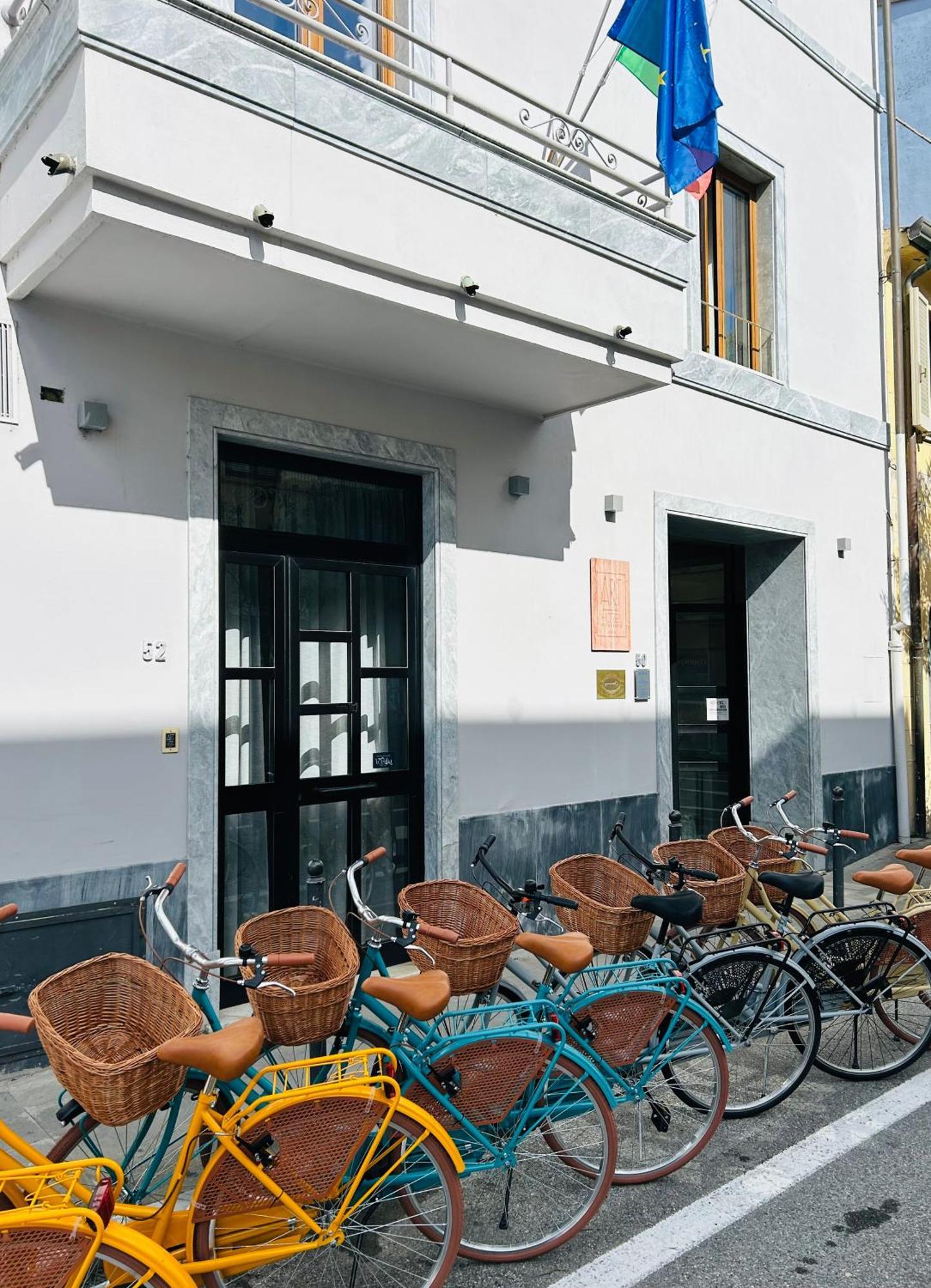 Art Hotel Pietrasanta Esterno foto